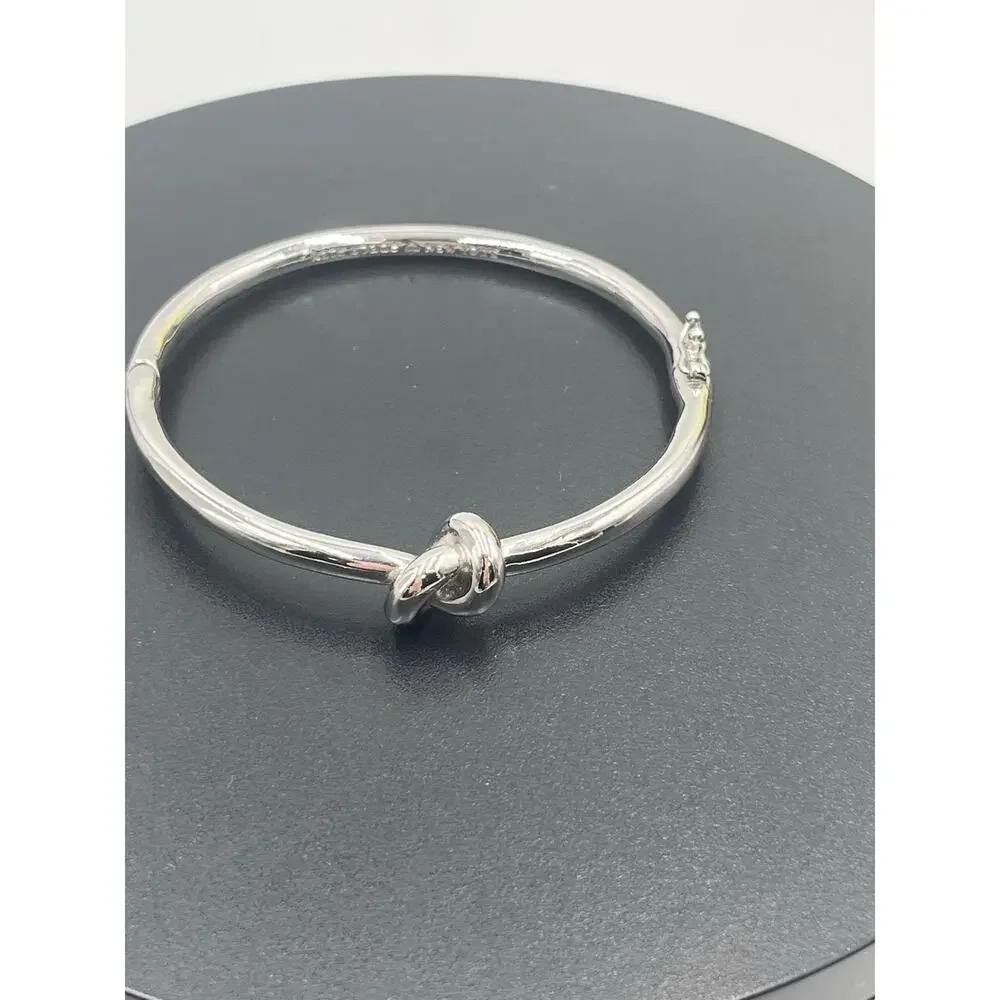 Kate Spade Sailor's Knot Love‎ Knot Polished Silver Tone Hinged Bangle Bracelet - Picture 4 of 9
